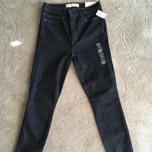 Gap True Skinny High Rise Jeans - with Stretch